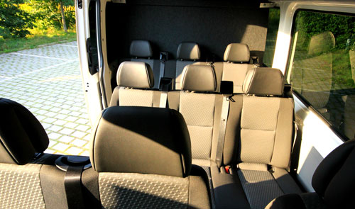 VW Crafter mittellang Seite Sitze